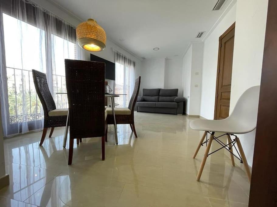 Ferienwohnung Piso Centro Elche Junto Basilica Exterior foto