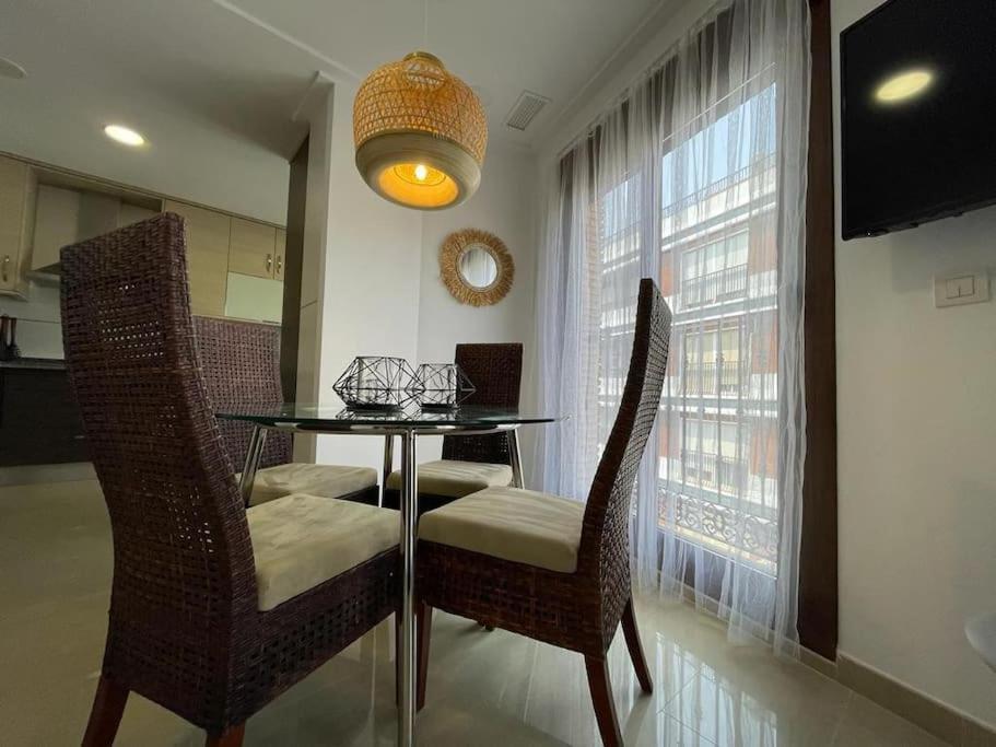 Ferienwohnung Piso Centro Elche Junto Basilica Exterior foto