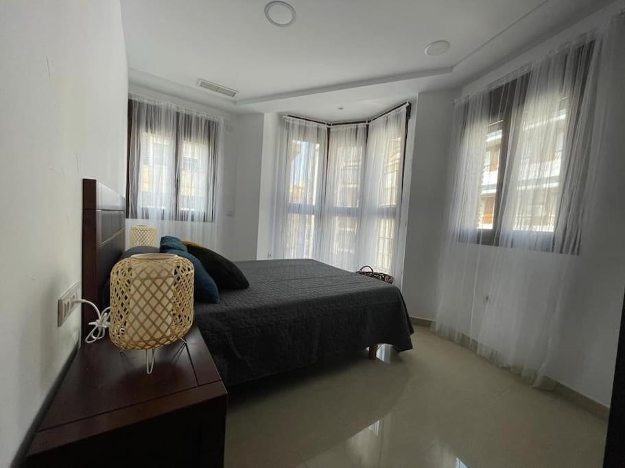 Ferienwohnung Piso Centro Elche Junto Basilica Exterior foto