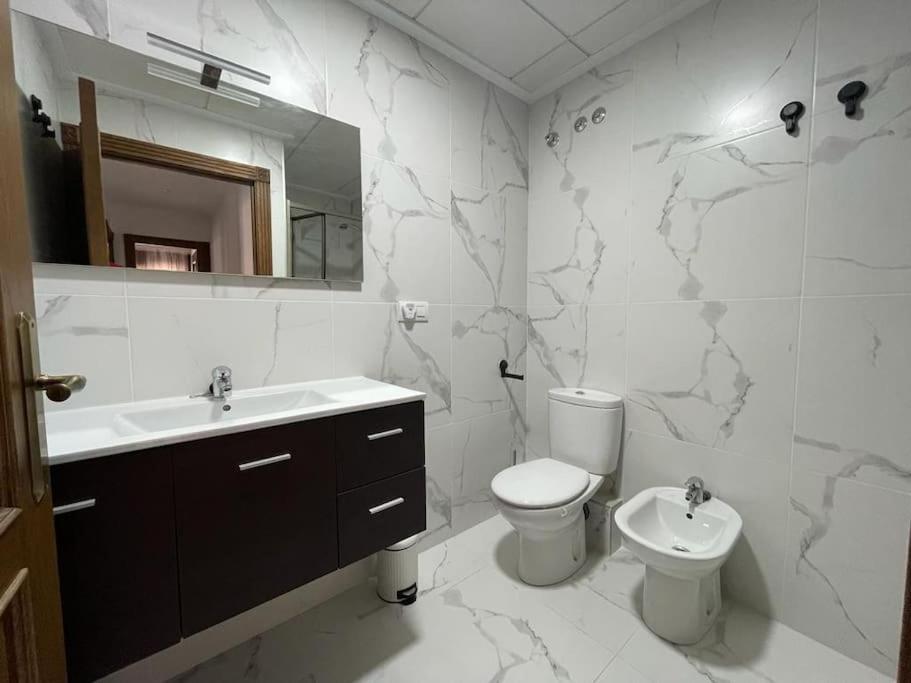 Ferienwohnung Piso Centro Elche Junto Basilica Exterior foto